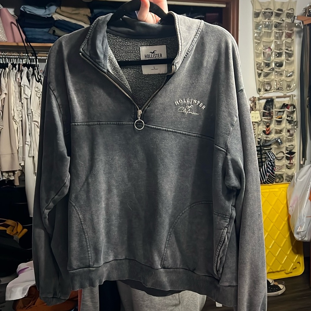 Holister Quarter zip